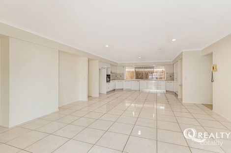 Property photo of 8 Azalea Crescent Calamvale QLD 4116