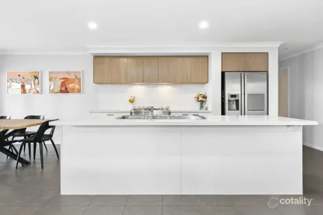 Property photo of 134 Lineham Drive Cranbourne East VIC 3977