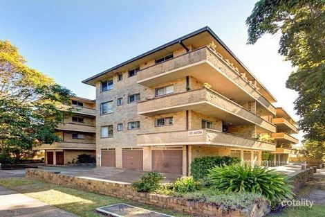 Property photo of 10/18 Avon Road Dee Why NSW 2099