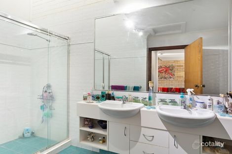 Property photo of 3/49-51 Hooker Boulevard Broadbeach Waters QLD 4218
