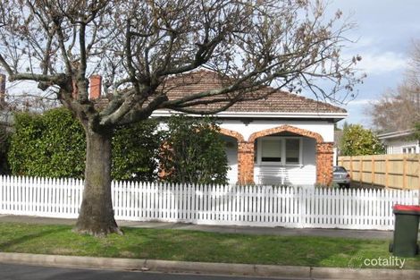 6 Dumblane St, Hughesdale, VIC 3166