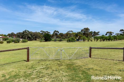 76 Marchant Rd, Strathalbyn, SA 5255