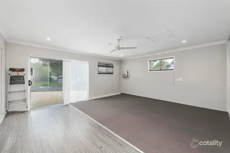 Property photo of 41 Kingarry Circuit Merrimac QLD 4226