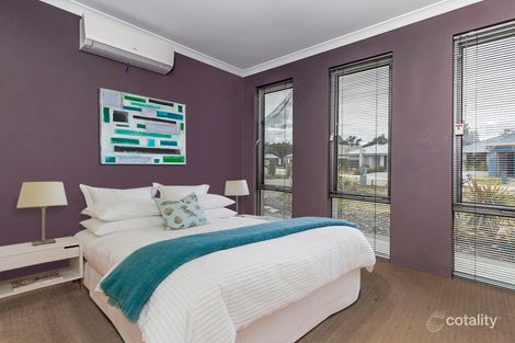 Property photo of 11 Beaumonde Grange Aveley WA 6069