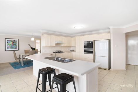 Property photo of 7 Seabreeze Close Belmont North NSW 2280
