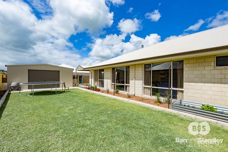 Property photo of 42 Apsley Circle Millbridge WA 6232