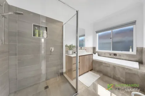 Property photo of 7 Straun Road Mickleham VIC 3064