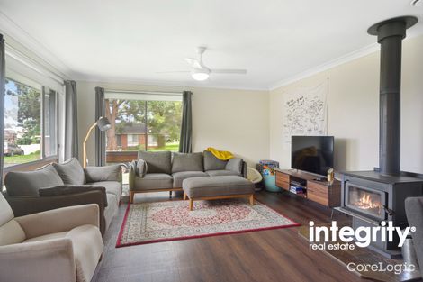 Property photo of 30 Yeovil Drive Bomaderry NSW 2541