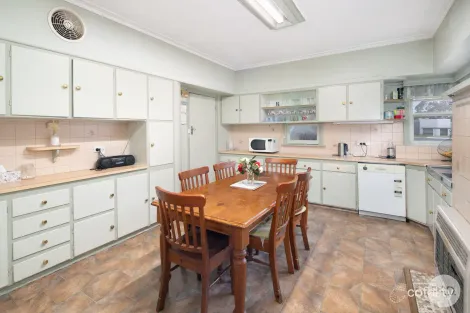 Property photo of 62 Albert Street Sebastopol VIC 3356