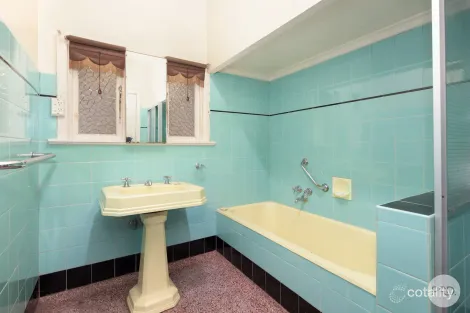 Property photo of 62 Albert Street Sebastopol VIC 3356