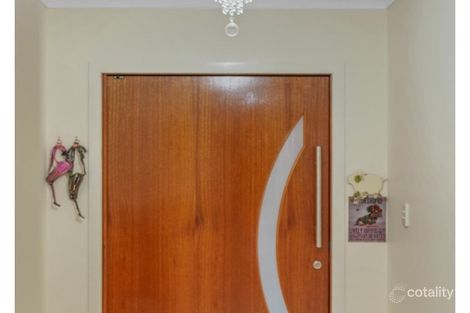 Property photo of 40 Colebrook Crescent Doolandella QLD 4077