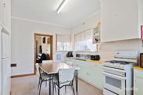 Property photo of 25 Marshall Crescent Kennington VIC 3550