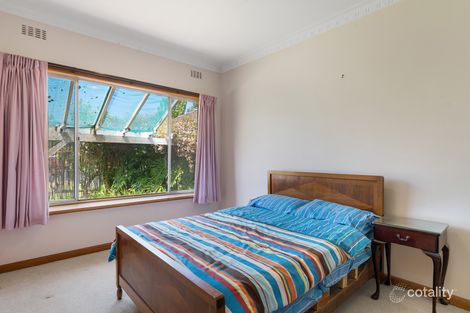 Property photo of 25 Marshall Crescent Kennington VIC 3550