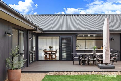 Property photo of 7 Mannifera Drive Gundaroo NSW 2620