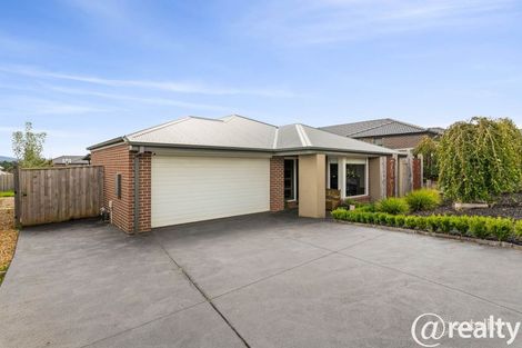 Property photo of 17 Wiltons Crescent Drouin VIC 3818