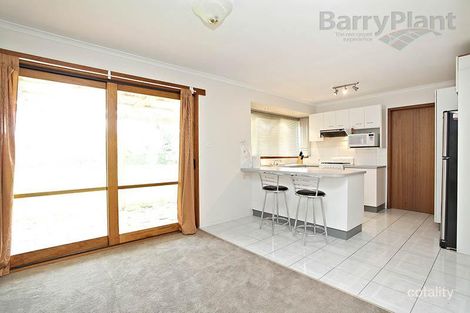 Property photo of 12 Kacatica Place Brookfield VIC 3338