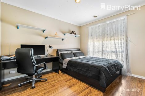 Property photo of 8 Grevillea Crescent Hoppers Crossing VIC 3029