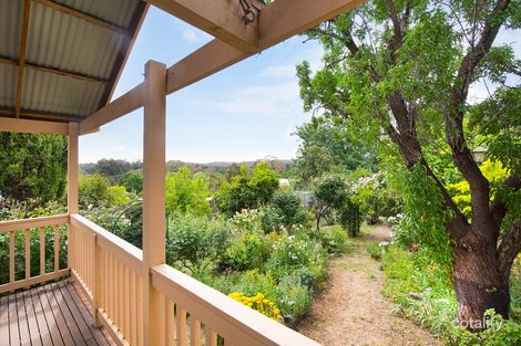 Property photo of 19 Hall Street Castlemaine VIC 3450