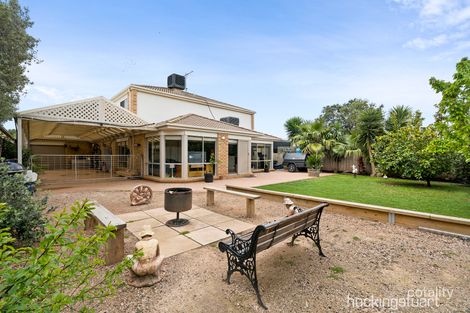 Property photo of 15 Russell Court Brookfield VIC 3338