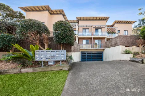 Property photo of 13/46-48 Old Pittwater Road Brookvale NSW 2100