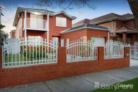 Property photo of 30 Kallara Grove Maribyrnong VIC 3032