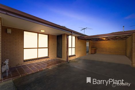 Property photo of 3/17 Hogan Grove Werribee VIC 3030