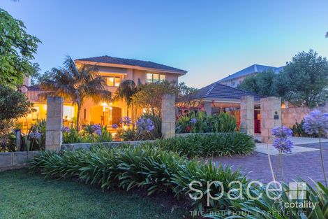 Property photo of 18 Waratah Avenue Dalkeith WA 6009