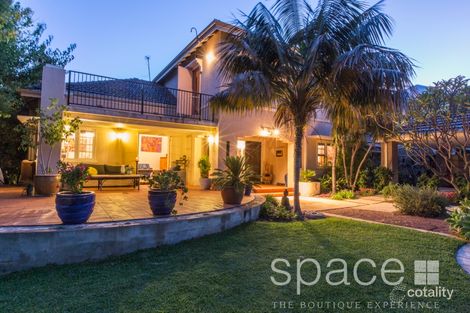 Property photo of 18 Waratah Avenue Dalkeith WA 6009