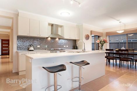 Property photo of 15 Sigvard Boulevard Hallam VIC 3803