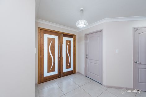 Property photo of 4 Davin Place Coral Cove QLD 4670