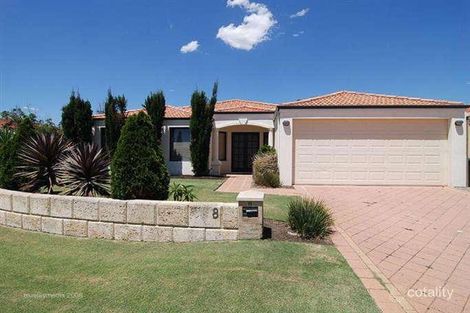 8 Buxton Ent, Hocking, WA 6065