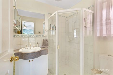 Property photo of 8 Lake Tobin Crescent Greenwith SA 5125