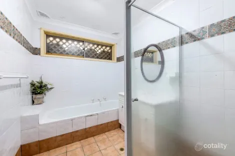 Property photo of 61 Oak Drive Georges Hall NSW 2198