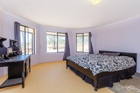 Property photo of 9 Observation Circle Bedfordale WA 6112