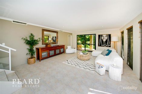 137 Gildercliffe St, Scarborough, WA 6019