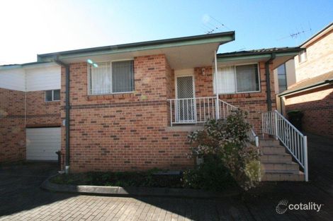 2/167 Old Kent Rd, Greenacre, NSW 2190
