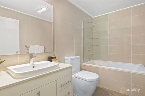 Property photo of 20/2-4 Newhaven Place St Ives NSW 2075