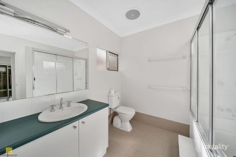 Property photo of 72 Bathurst Drive Bentley Park QLD 4869