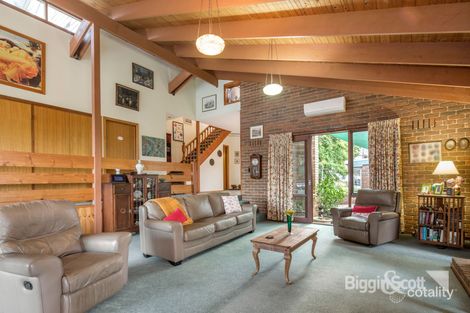 Property photo of 2 Benambra Drive Templestowe Lower VIC 3107