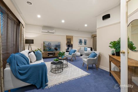 Property photo of 63 Kendall Drive Narre Warren VIC 3805