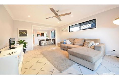 Property photo of 2/6 Crimson Court Miami QLD 4220