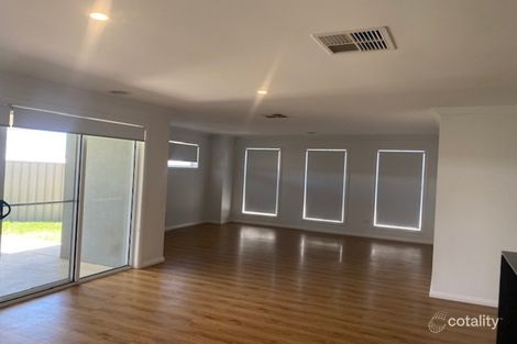 Property photo of 4/12 Beetson Street Boorooma NSW 2650
