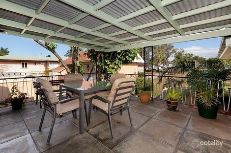 Property photo of 394 Richmond Road Cannon Hill QLD 4170