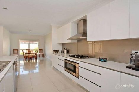 Property photo of 19 Granada Place Oakhurst NSW 2761
