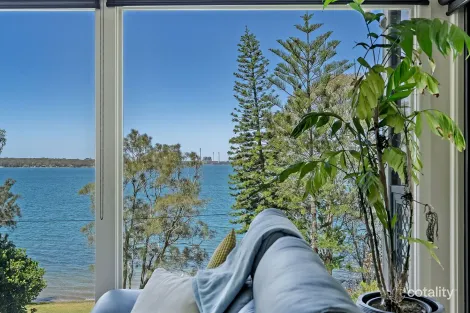 Property photo of 199 Dandaraga Road Mirrabooka NSW 2264