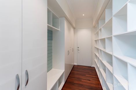 17 Lana Ct, Rossmoyne, WA 6148