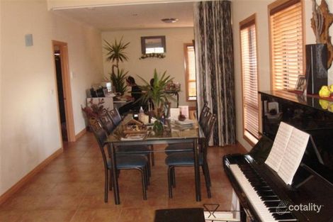 Property photo of 57 Orbital Drive Kealba VIC 3021