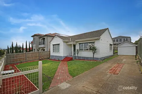 2 LE CATEAU ST, PASCOE VALE SOUTH, VIC 3044
