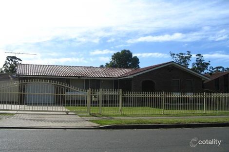 2 Dangin Cl, Bonnyrigg, NSW 2177