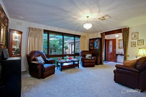 8 Valepark Dr, Donvale, VIC 3111